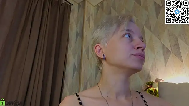 Michelle_Blond