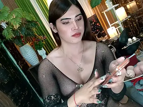 Queen_kendalx19