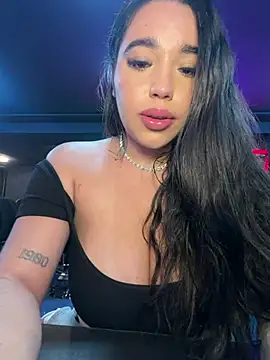 SofiaWildee live cam preview