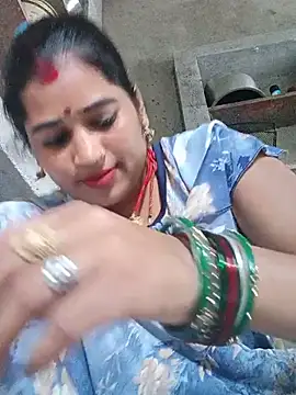 Hot_kamla