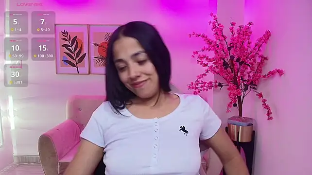 Sara_strawberry