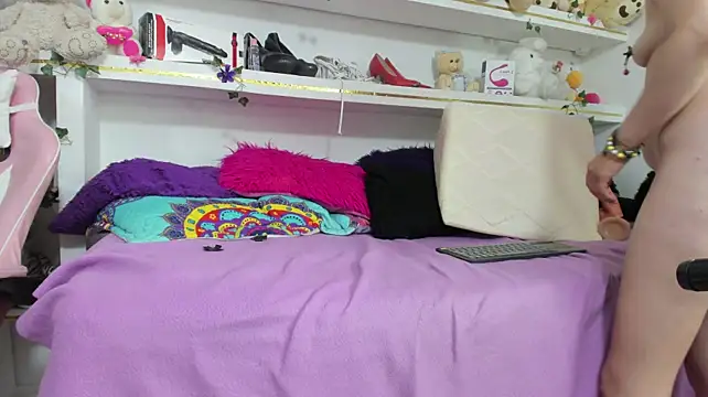 conny_blonde webcam