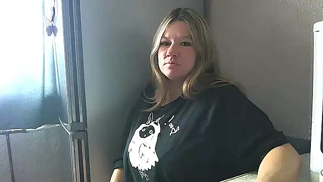 Juliamodest1