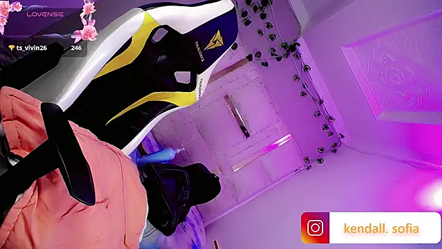 Sophiaa_doll_ webcam