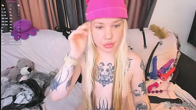 HelenGoat live cam on StripChat