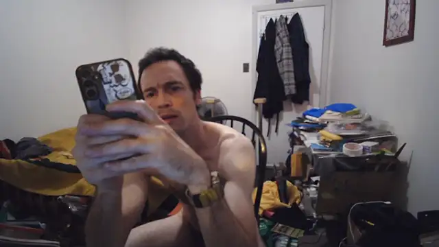 JohnnyMoves