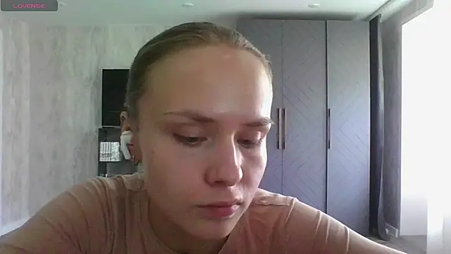 Annie_Cohn live cam on StripChat