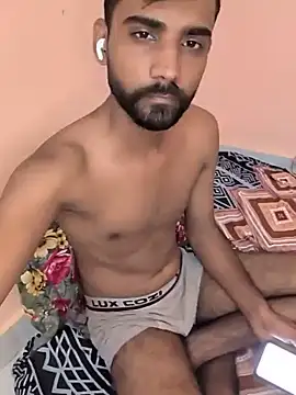 bisexual_yhh webcam