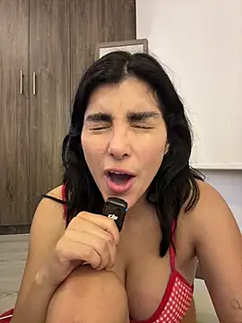 MartinaSooler live sex cam