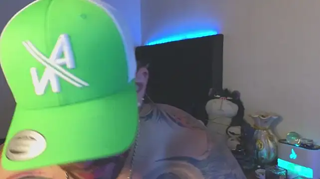 Ades_Lowe webcam