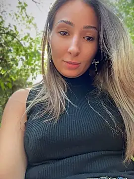 Wonder_Kari webcam