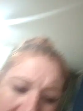 nakedgarbageperson webcam