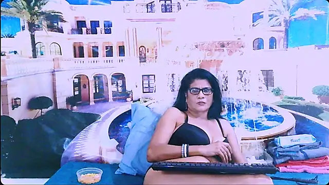 IndianAllure webcam