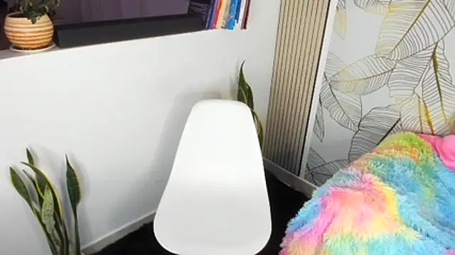 im_miauhg live cam on StripChat