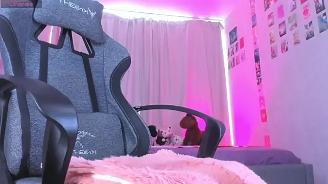 Eva_Harper webcam