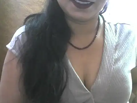 Sexy-Bhabhi webcam
