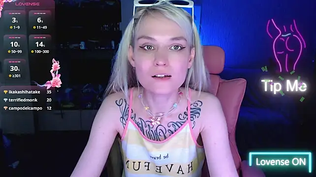 mischellemeow13 webcam