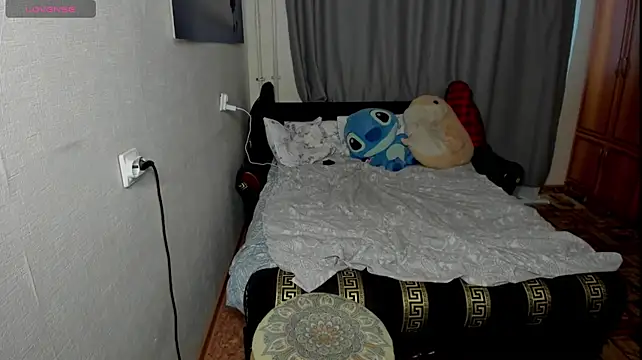 monica__elder webcam