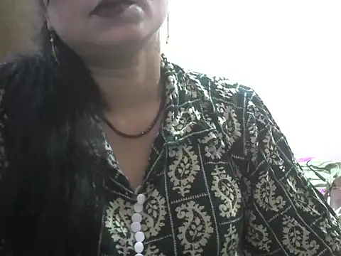Sexy-Bhabhi webcam