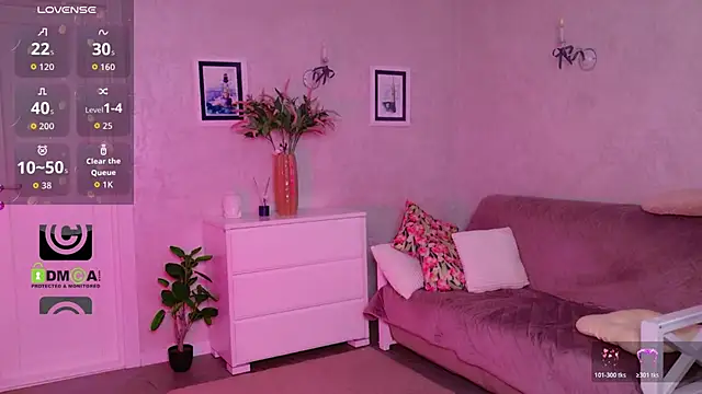 KellyKleine webcam