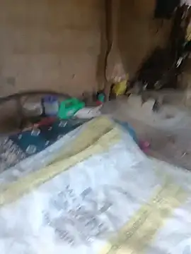 Priyansi_hot