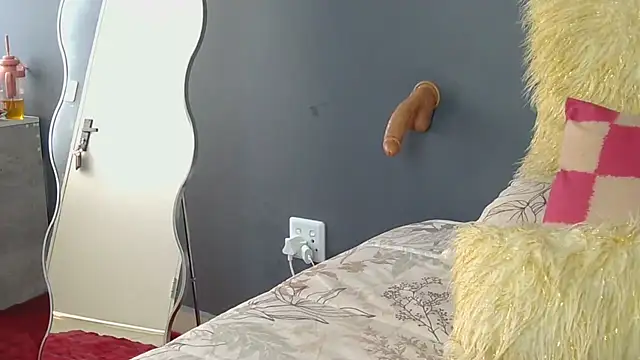 Glorilla-Petite-Cunt