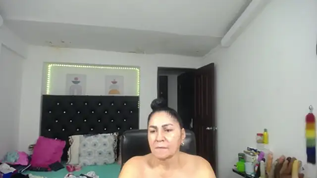 mature_bigboobs10 live cam preview