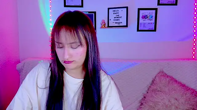 Natha_Ramirez webcam
