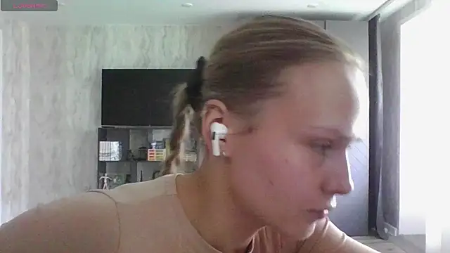 Annie_Cohn webcam