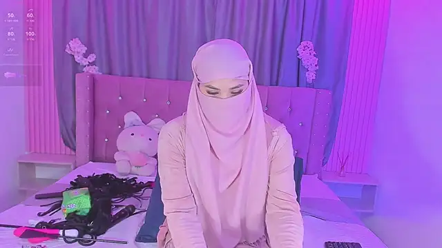 Nayla-Mouna webcam