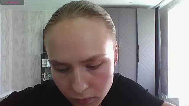 Annie_Cohn webcam