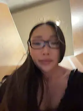 trytomakememoam webcam