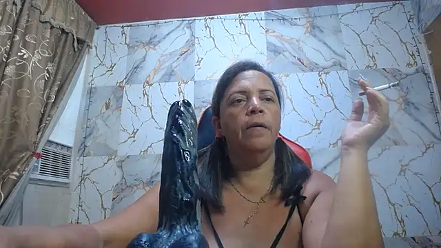 alina_maturehot