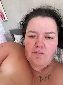 SunnyLeila2101 webcam