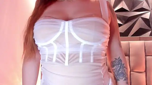 megan_whitee__ live cam