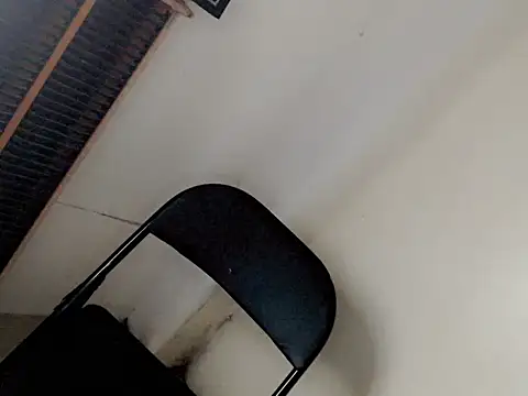 ItsmeNikitaDragon webcam