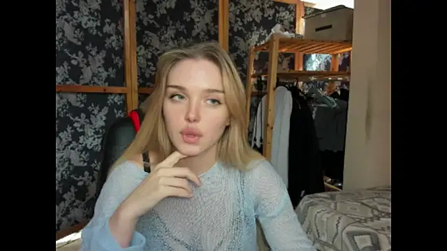 lina_milka live cam on StripChat