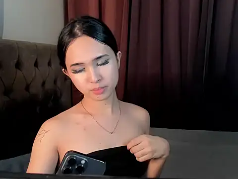 babygurlsweetcock live cam on StripChat