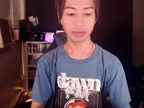 Yukino23 live cam on StripChat