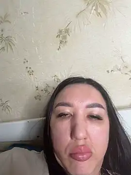 Naughtbaby_2025 webcam