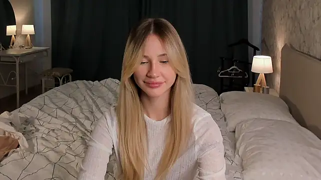 TanyaSoo webcam