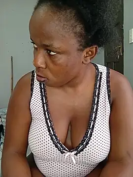 YummyBoobs_ webcam