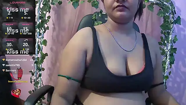 Pari-new webcam