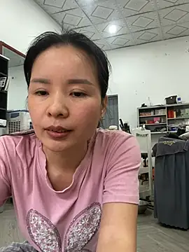 Ivy_Trix2 live cam