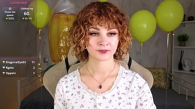 Kira__Fluffy webcam