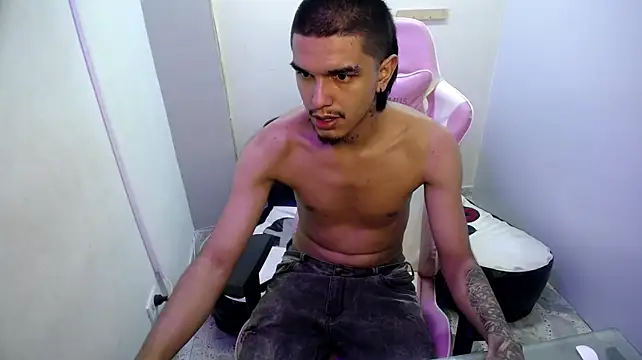 Tayson_Hot webcam