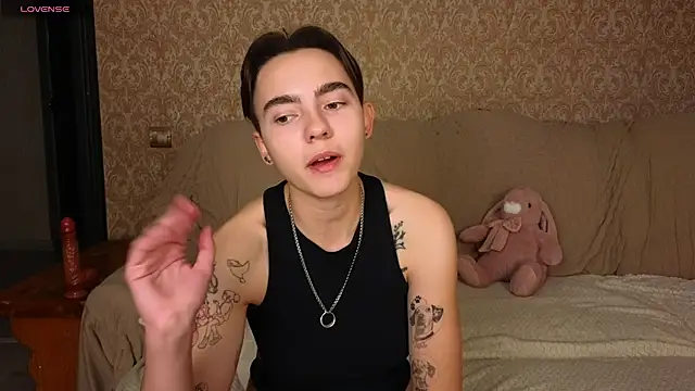Lilihere_ webcam