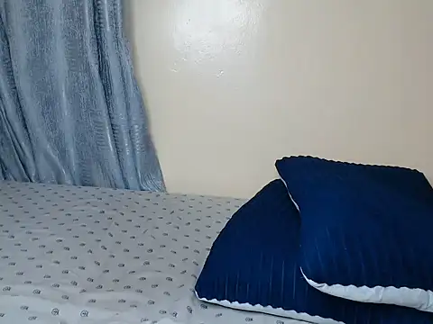 salliee_ webcam