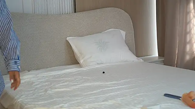 LuciannaBell live cam on StripChat