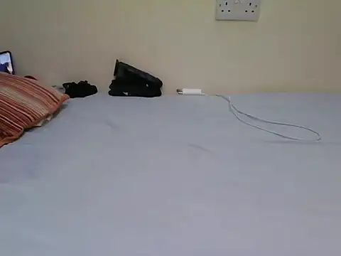 cum_queen254 webcam